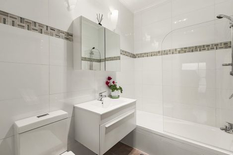 Photo of property in 9 David Crescent, Karori, Wellington, 6012
