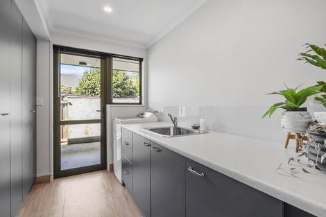 Photo of property in 6 Fenty Place, Mosgiel, 9024