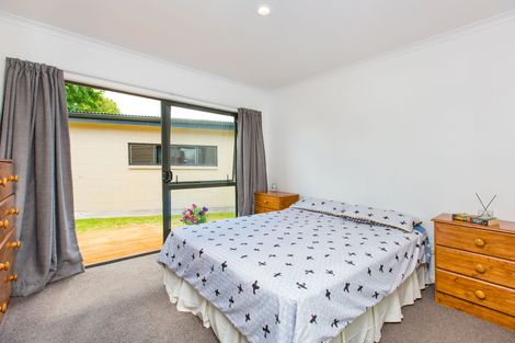 Photo of property in 2 Willis Street, Bader, Hamilton, 3206