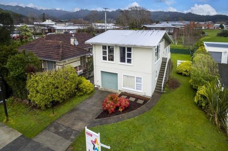 Photo of property in 19 Perry Street, Heretaunga, Upper Hutt, 5018