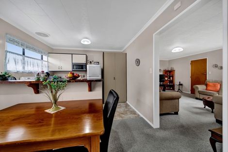 Photo of property in 335b High Street, Hawera, 4610