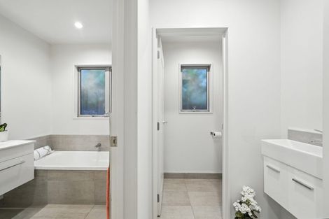 Photo of property in 56a Weston Road, St Albans, Christchurch, 8052