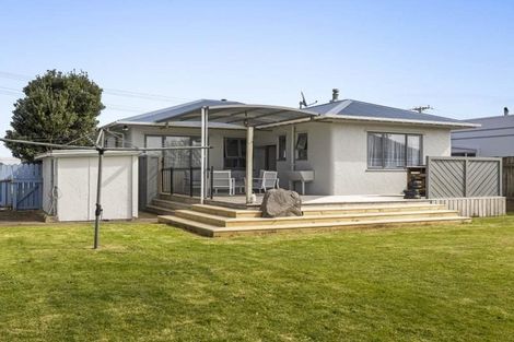 Photo of property in 15 Tasman Street, Opunake, 4616