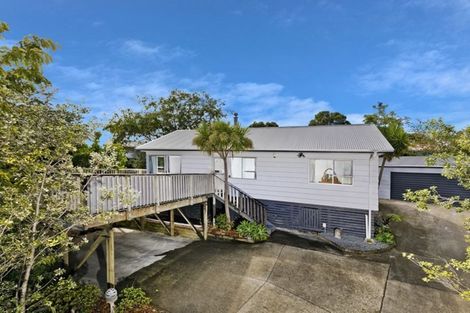 Photo of property in 19 Imperial Place, Henderson, Auckland, 0612