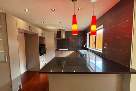Photo of property in 14a Saralee Drive, Manurewa, Auckland, 2105