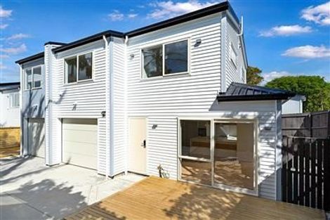 Photo of property in 24c Pipitea Place, Massey, Auckland, 0614