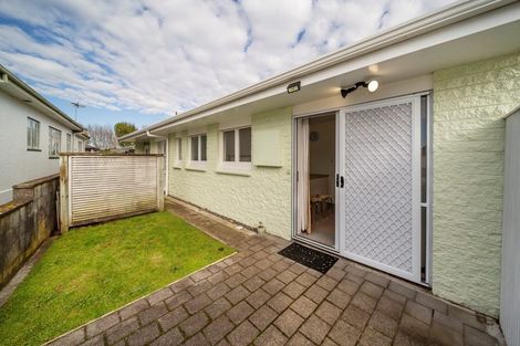 Photo of property in 93a Tukapa Street, Westown, New Plymouth, 4310