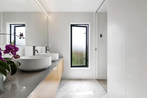 Photo of property in 2a Arthur Crescent, Hauraki, Auckland, 0622