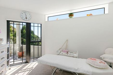 Photo of property in 79u3 Grafton Road, Roseneath, Wellington, 6011
