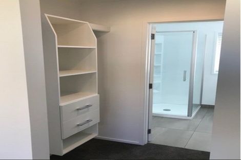 Photo of property in 19 Papa Orchard Drive, Kumeu, 0810