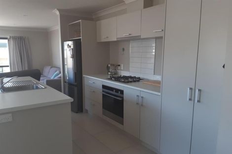 Photo of property in 27 Moonsail Drive, Whitby, Porirua, 5024