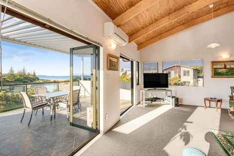 Photo of property in 3/42 Amorino Drive, Red Beach, 0932