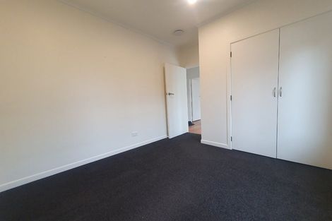 Photo of property in 3240a Great North Road, New Lynn, Auckland, 0600
