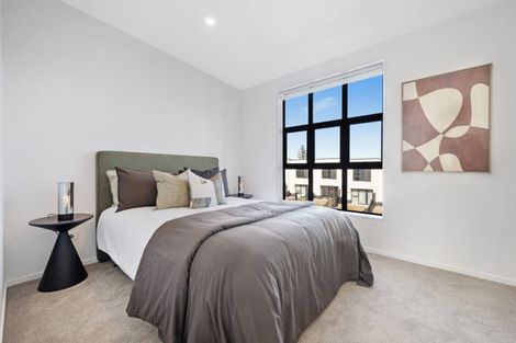 Photo of property in 15 Fencible Drive, Howick, Auckland, 2014