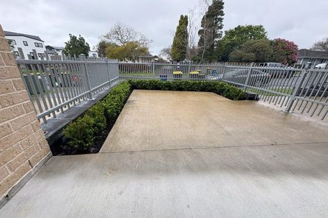 Photo of property in 40b Kervil Avenue, Te Atatu Peninsula, Auckland, 0610