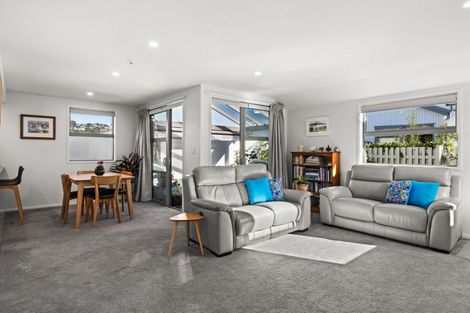 Photo of property in 5 Macaulay Street, Ahuriri, Napier, 4110