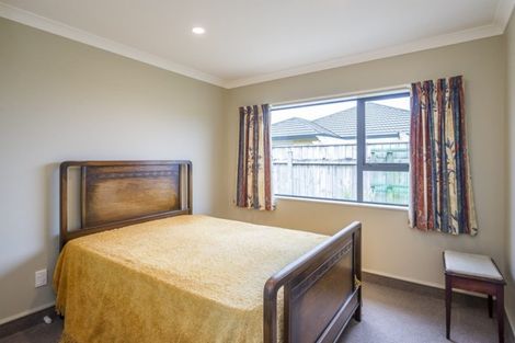 Photo of property in 8 Monarch Place, Paraparaumu Beach, Paraparaumu, 5032