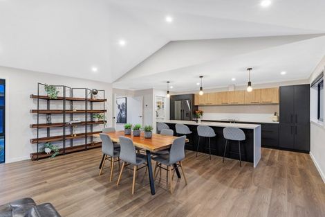 Photo of property in 77 Aranui Road, Kairanga, Palmerston North, 4475