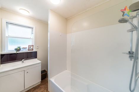 Photo of property in 5 Longfellow Street, Trentham, Upper Hutt, 5018