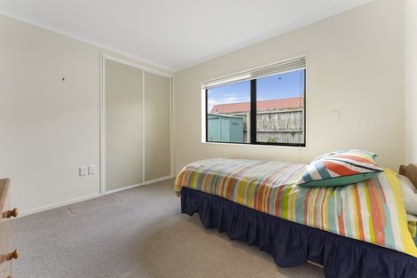 Photo of property in Rangeview Villas, 38/9 Fuller Close, Levin, 5510