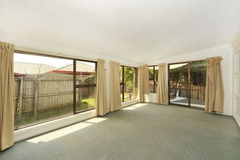 Photo of property in 8 Puna Street, Riccarton, Christchurch, 8041