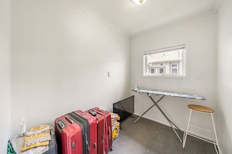 Photo of property in 22 Saint Ronans Avenue, Waterloo, Lower Hutt, 5011