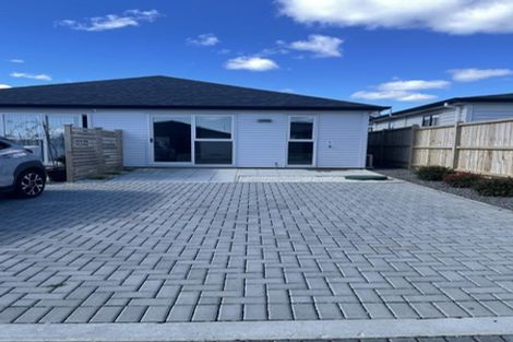 Photo of property in 9 Noia Way, Karaka, 2113