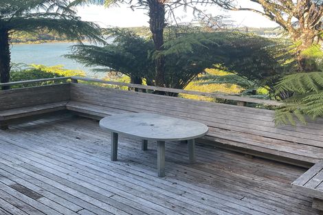 Photo of property in 18 Beach Street, Sandspit, Warkworth, 0982
