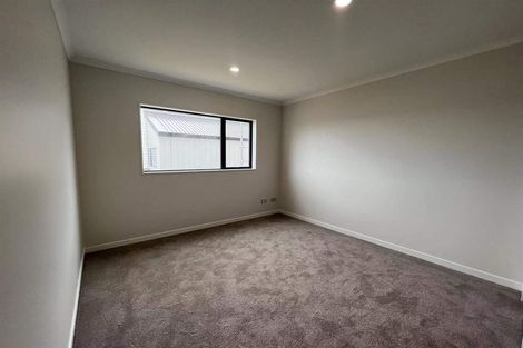 Photo of property in 44 Kairakau Street, Papakura, 2110