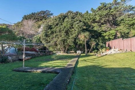 Photo of property in 52 Happy Valley Road, Owhiro Bay, Wellington, 6023