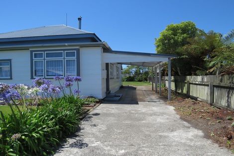 Photo of property in 89 Peel Street, Westport, 7825