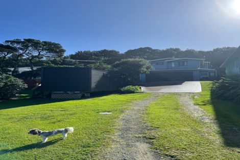 Photo of property in 51 Sea View Road, Baylys Beach, Dargaville, 0377