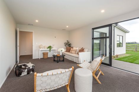 Photo of property in 18 Plover Avenue, Amberley, 7410