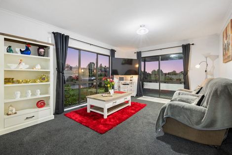 Photo of property in 368 Raeburne Street, Te Awamutu, 3800