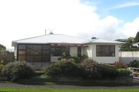 Photo of property in 6 Lydford Place, Spotswood, New Plymouth, 4310