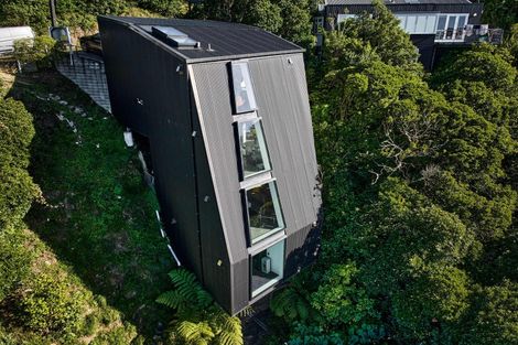 Photo of property in 64a Orangi Kaupapa Road, Northland, Wellington, 6012