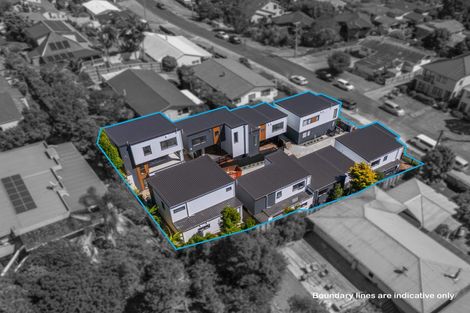 Photo of property in 12 Manuwai Road, Torbay, Auckland, 0630