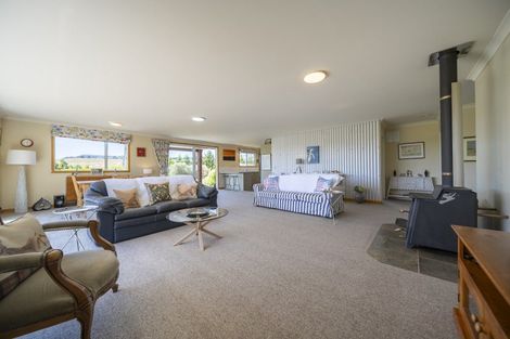 Photo of property in 1059 Hillside Manapouri Road, Manapouri, Te Anau, 9679