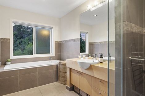 Photo of property in 50r Saint Regis Way, Bethlehem, Tauranga, 3110