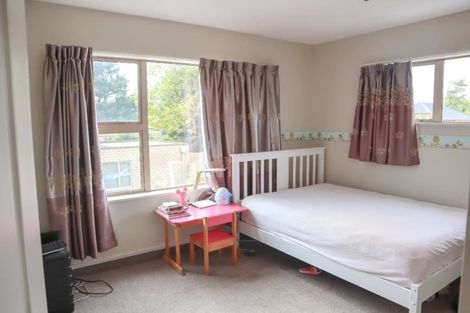 Photo of property in 2 Fieldstone Lane, Spreydon, Christchurch, 8024