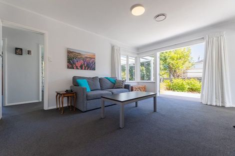 Photo of property in 71 Golf Road, Paraparaumu Beach, Paraparaumu, 5032