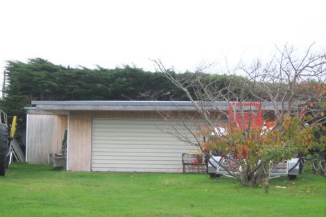 Photo of property in 21 Bahama Crescent, Paraparaumu Beach, Paraparaumu, 5032