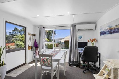 Photo of property in 1/92b South Road, Blagdon, New Plymouth, 4310
