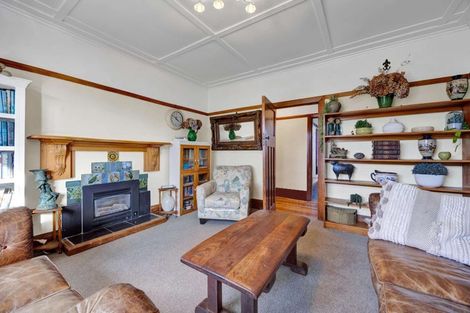 Photo of property in 56 Waihi Road, Hawera, 4610