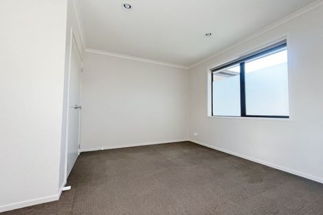 Photo of property in 12 Akeake Lane, Manurewa, Auckland, 2102