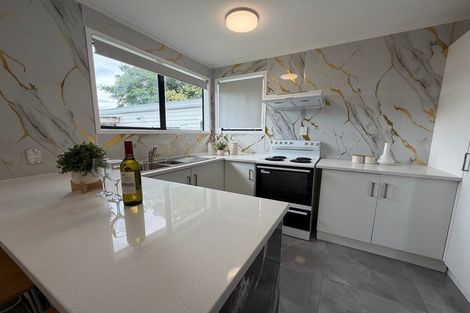 Photo of property in 8 Jodie Place, Flat Bush, Auckland, 2023