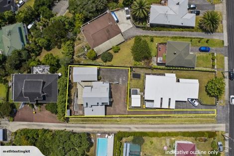 Photo of property in 51 Colwill Road, Massey, Auckland, 0614