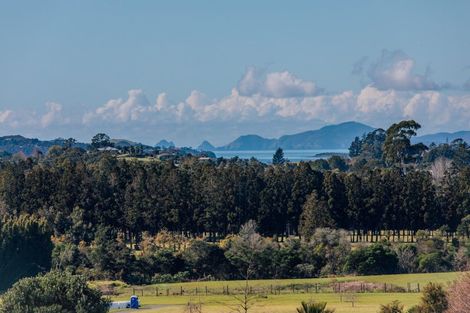 Photo of property in 2 Waterfall Lane, Kerikeri, 0230
