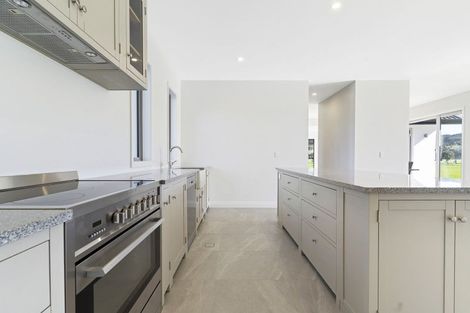 Photo of property in 5 Riverside Way, Clevedon, 2585