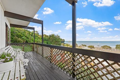 Photo of property in 32 Zita Avenue, Matakatia, Whangaparaoa, 0930